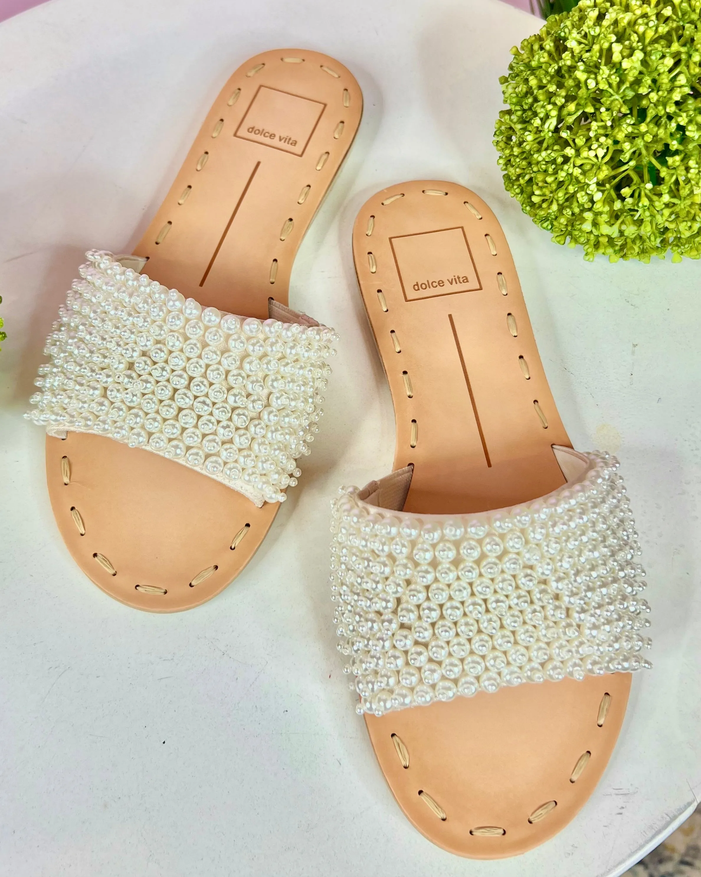 Dalon Dolce Vita Vanilla Pearl Sandles