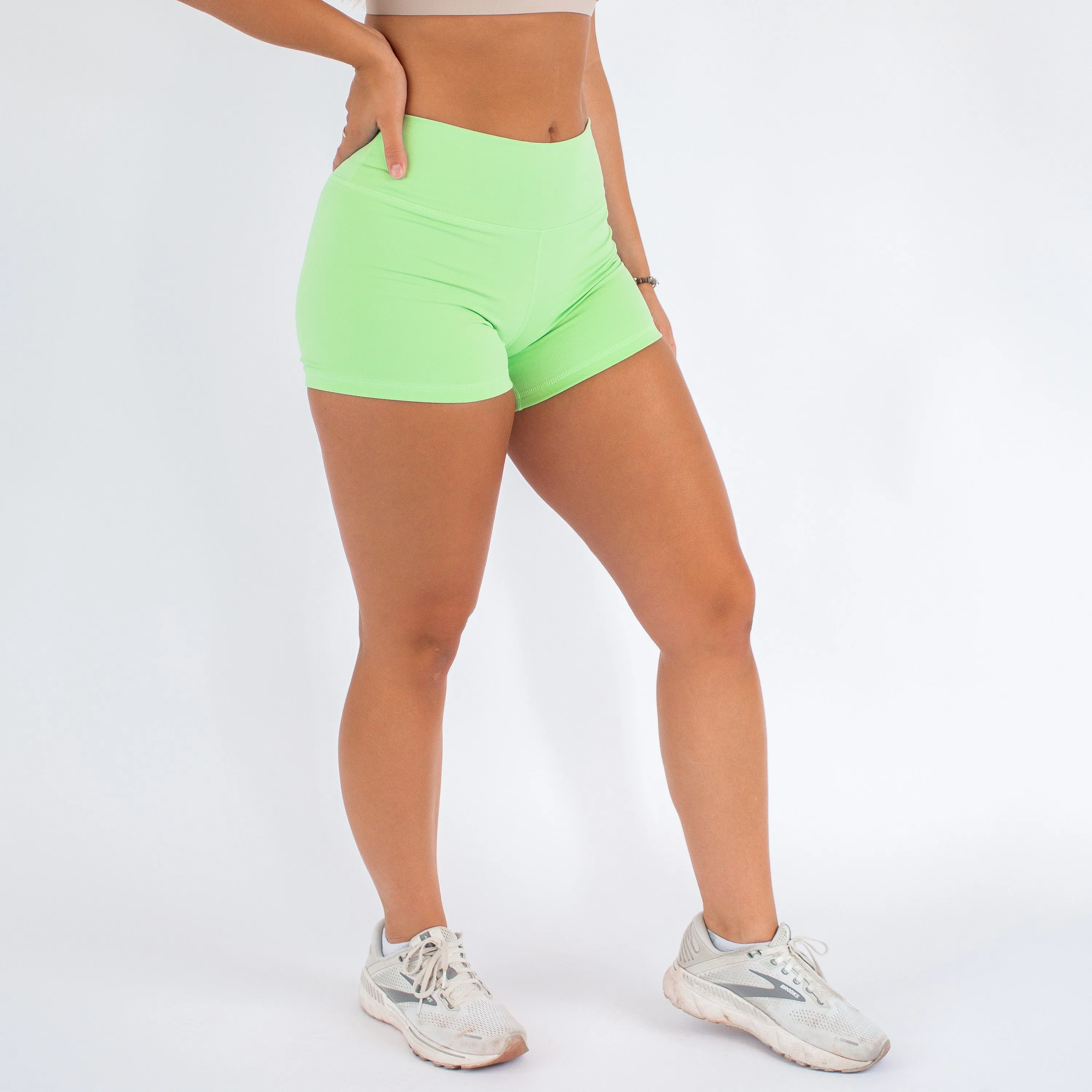 FLEO Summer Green Shorts (Power Mid High)