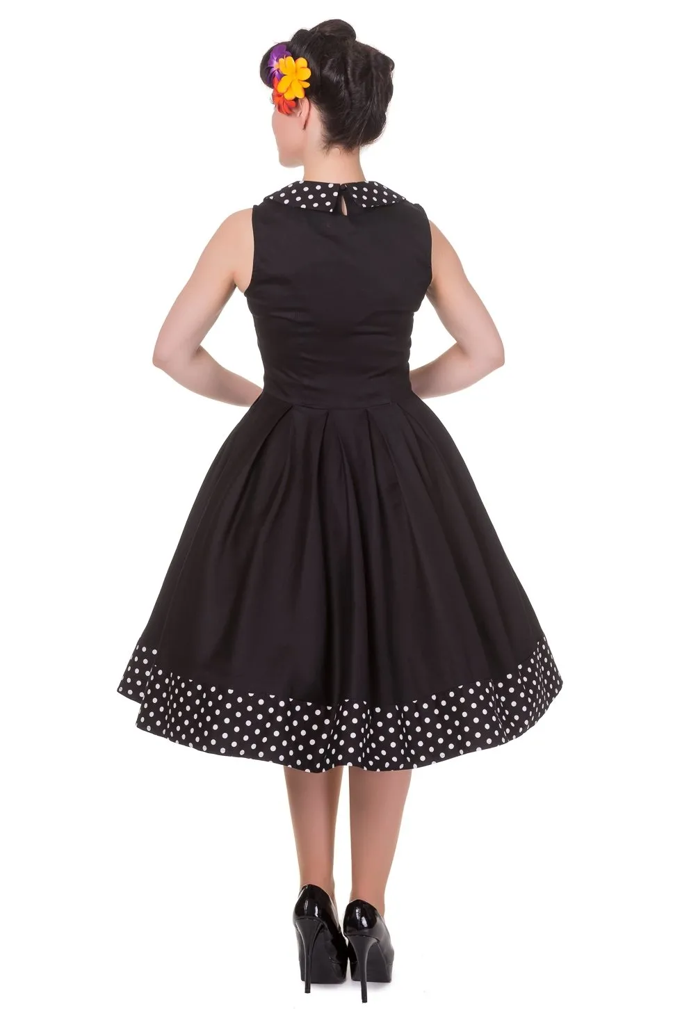 Hazel vintage Inspired Swing Dress in Black