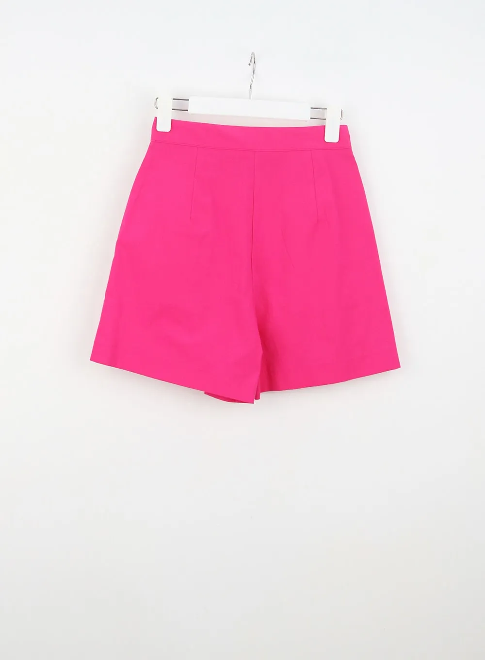 Pleated Shorts OU323