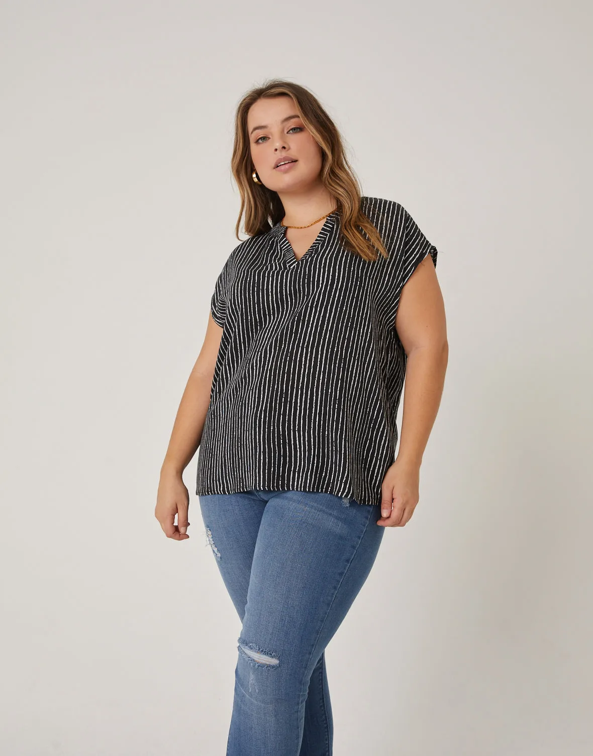 Plus Size Sketched Lines Printed Top